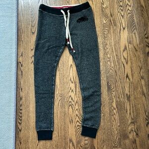 Roots joggers